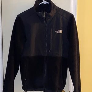 Women’s black north face jacket Size M